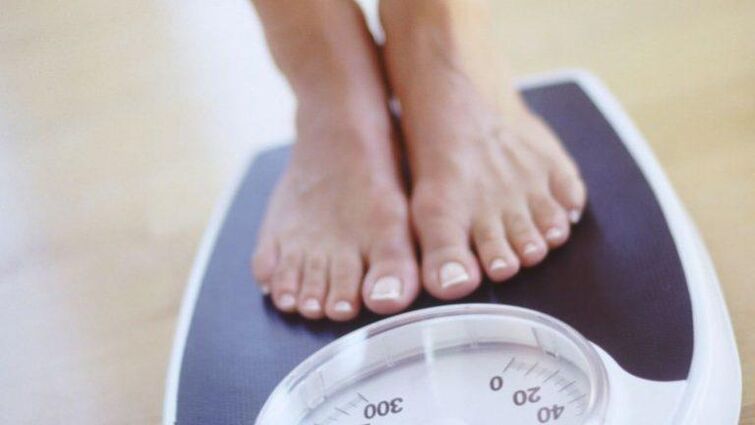 Losing 1-2 kg per month is considered normal. 